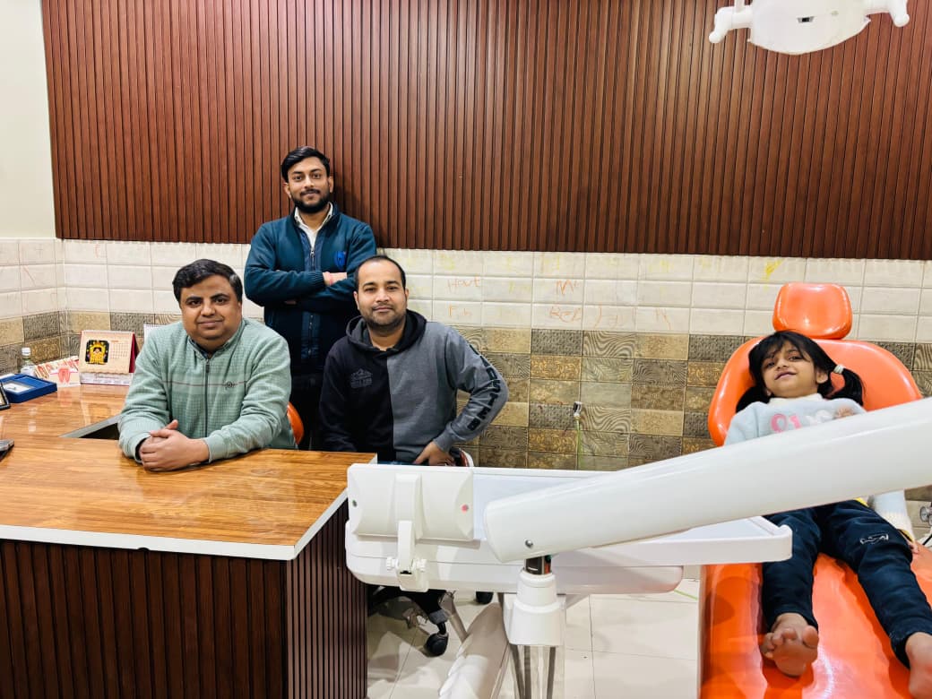  vinayorodental orodental best dentist atish kumar Dental Hospital